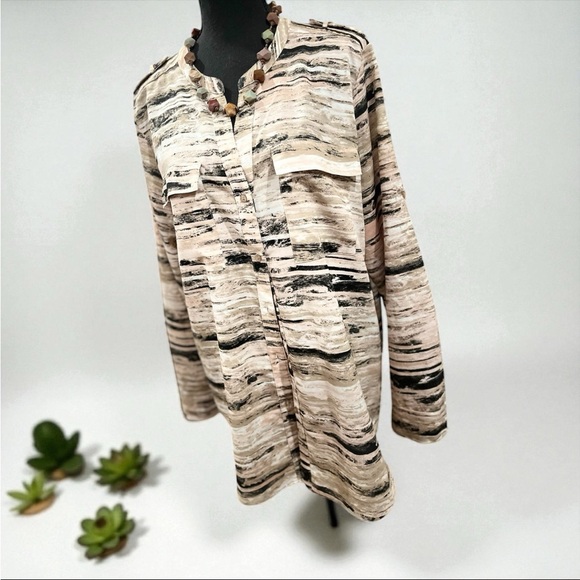 Calvin Klein Jewelry - Calvin Klein No Iron Top button front cuffs top pockets and stone necklace